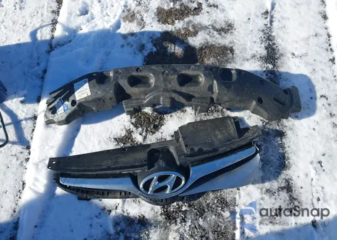 2015 Hyundai Elantra Se z USA, uszkodzony, nr VIN 5NPDH4AE7FH548987